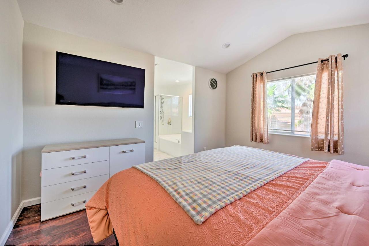 Sanctuary With Hot Tub And Large Patio! Casa de férias *